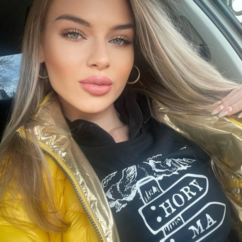 Dámske tričko hory ma volajú ceduľka čierne - Veľkosť: XS, Farby: Čierna