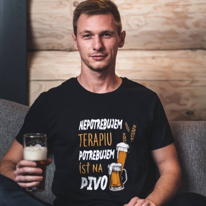 Pánske vtipné tričko Potrebujem ísť na pivo čierne