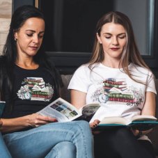 Dámske tričko Knihomoľka