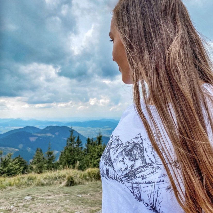 Dámske tričko cesta do hôr