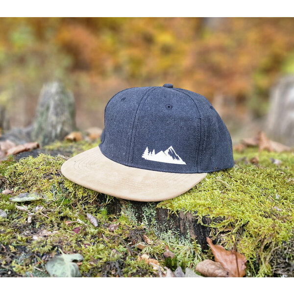 Šiltovka semiš Stromy a hory, semiš čierna