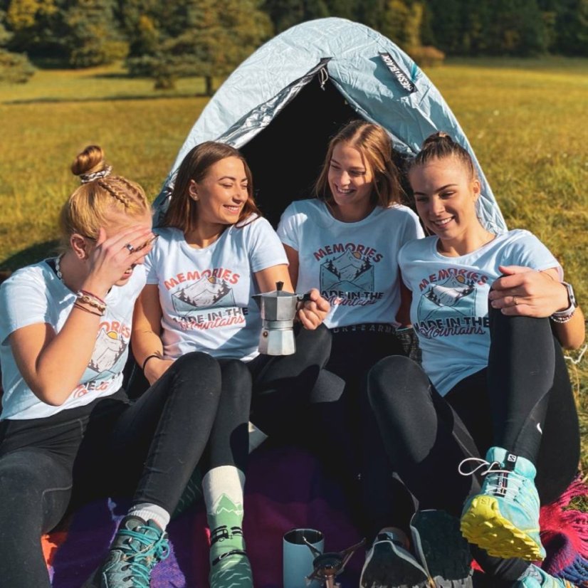 Dámske tričko spomienky vyrobené v horách