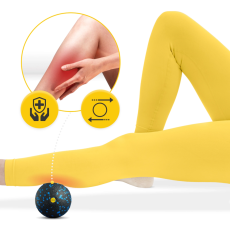 MASÁŽNA LOPTIČKA  8 cm