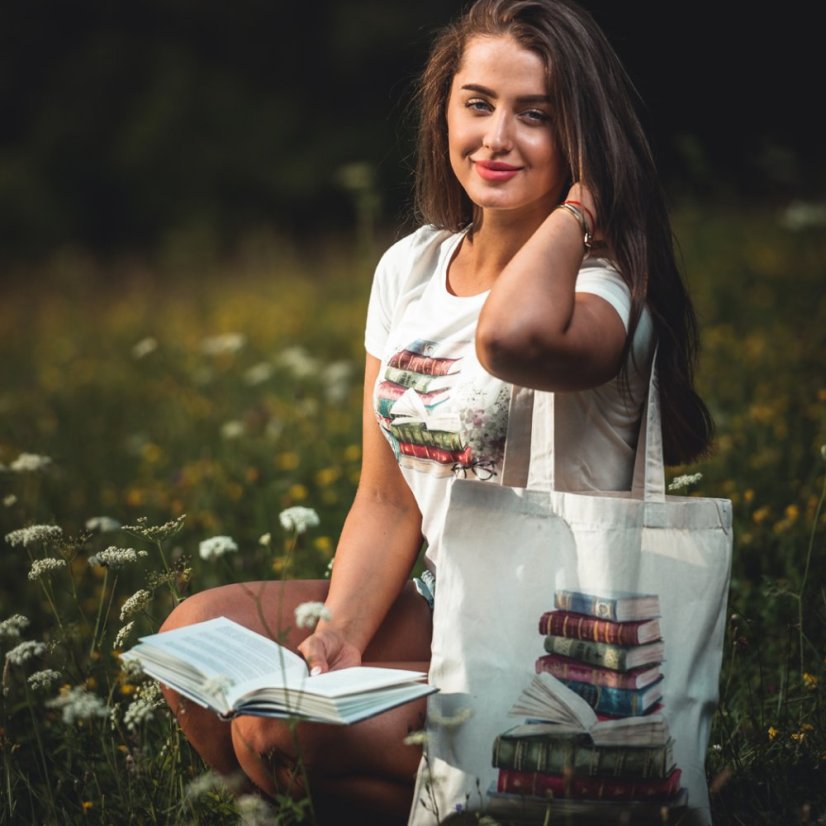 Dámske tričko Knihomoľka - Veľkosť: XS, Farby: Natural