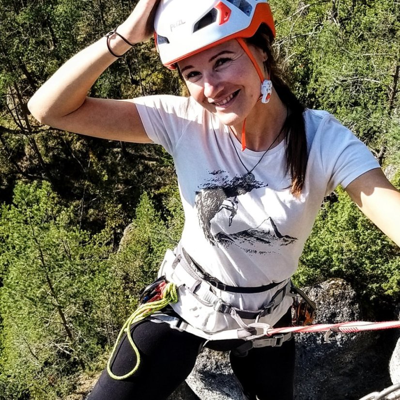 Dámske tričko horolezec na skale